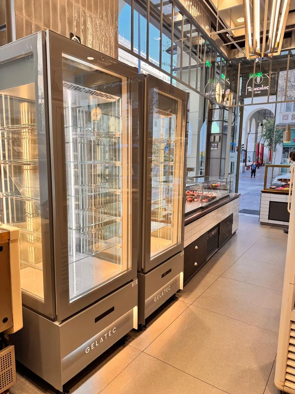 | GELATEC - Innovative Gelato Showcases